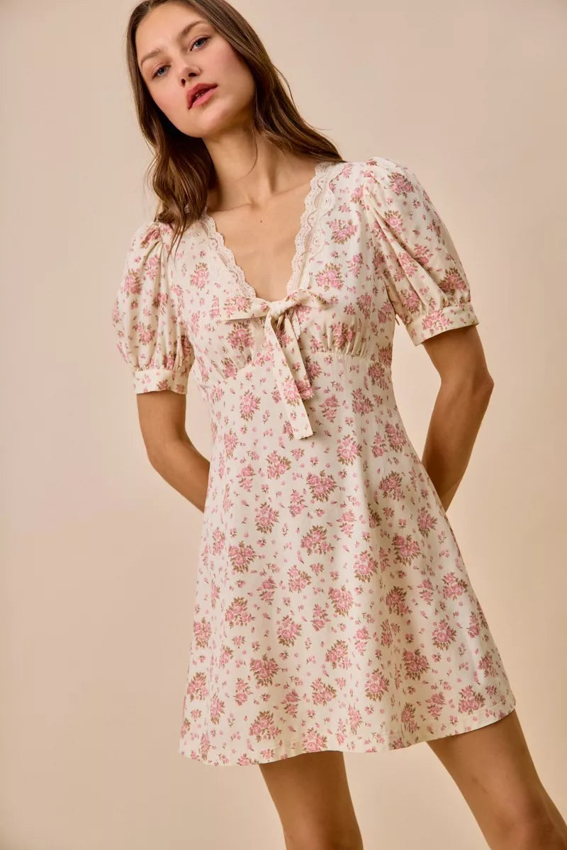 SO ME Floral Lace TrimedShort Sleeves Mini Dress