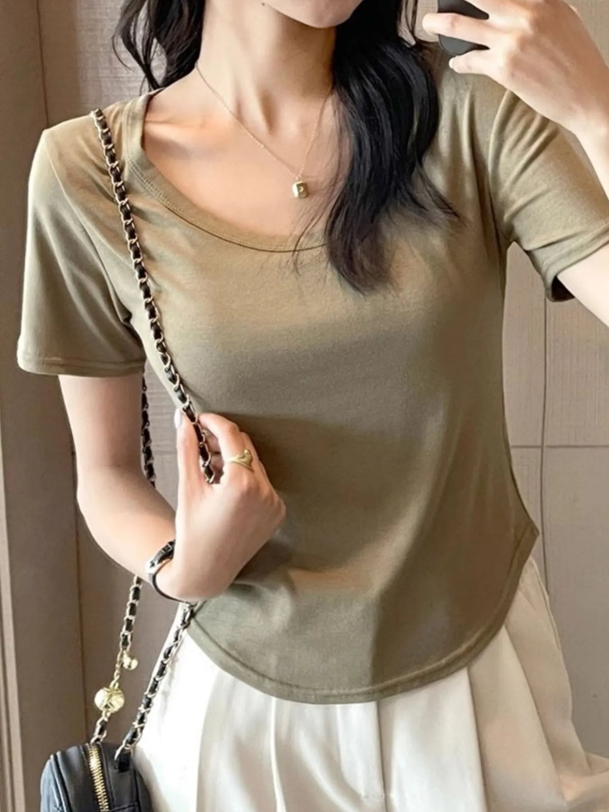 Plus Size Round Neck Short Sleeve T-Shirt