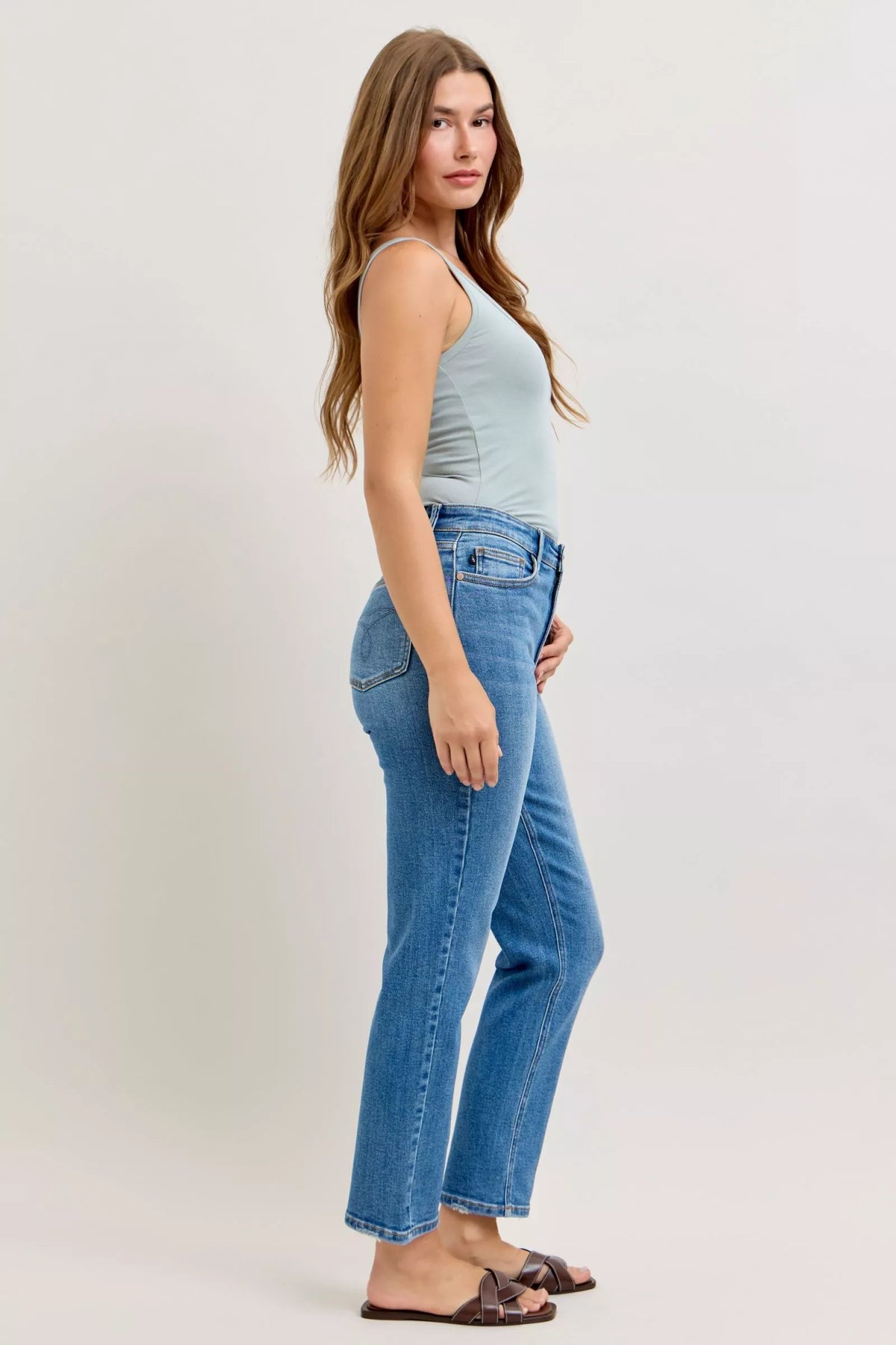 Judy Blue High-Waisted Straight-LegJeans