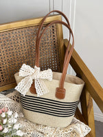 Straw Shoulder Bag with Lace Bow