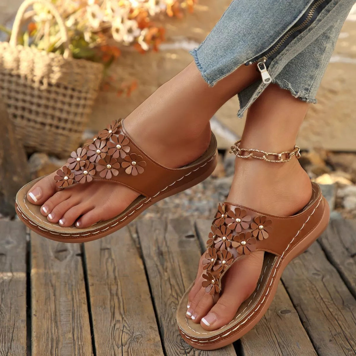 Toe Post Flats Sandals