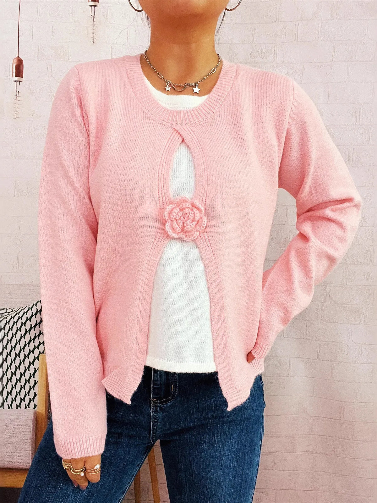 Flower Contrast Round Neck Sweater