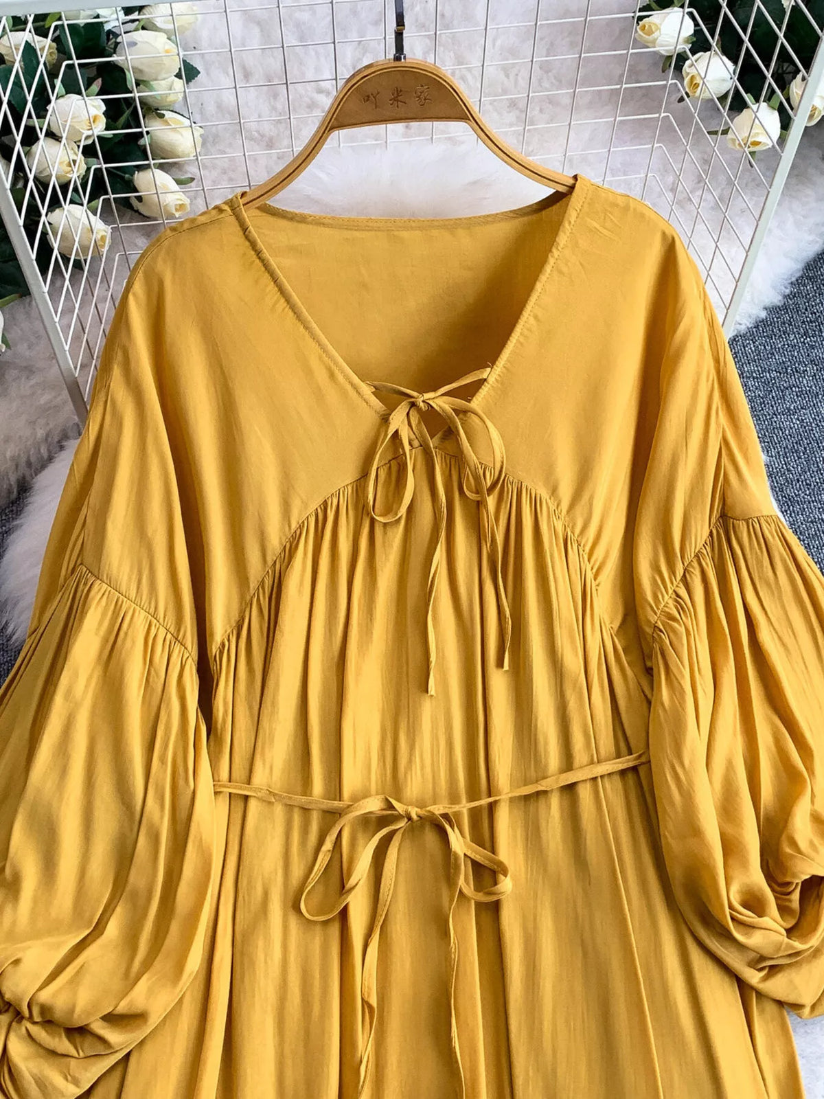 Balloon Sleeve Tie-Waist Dress