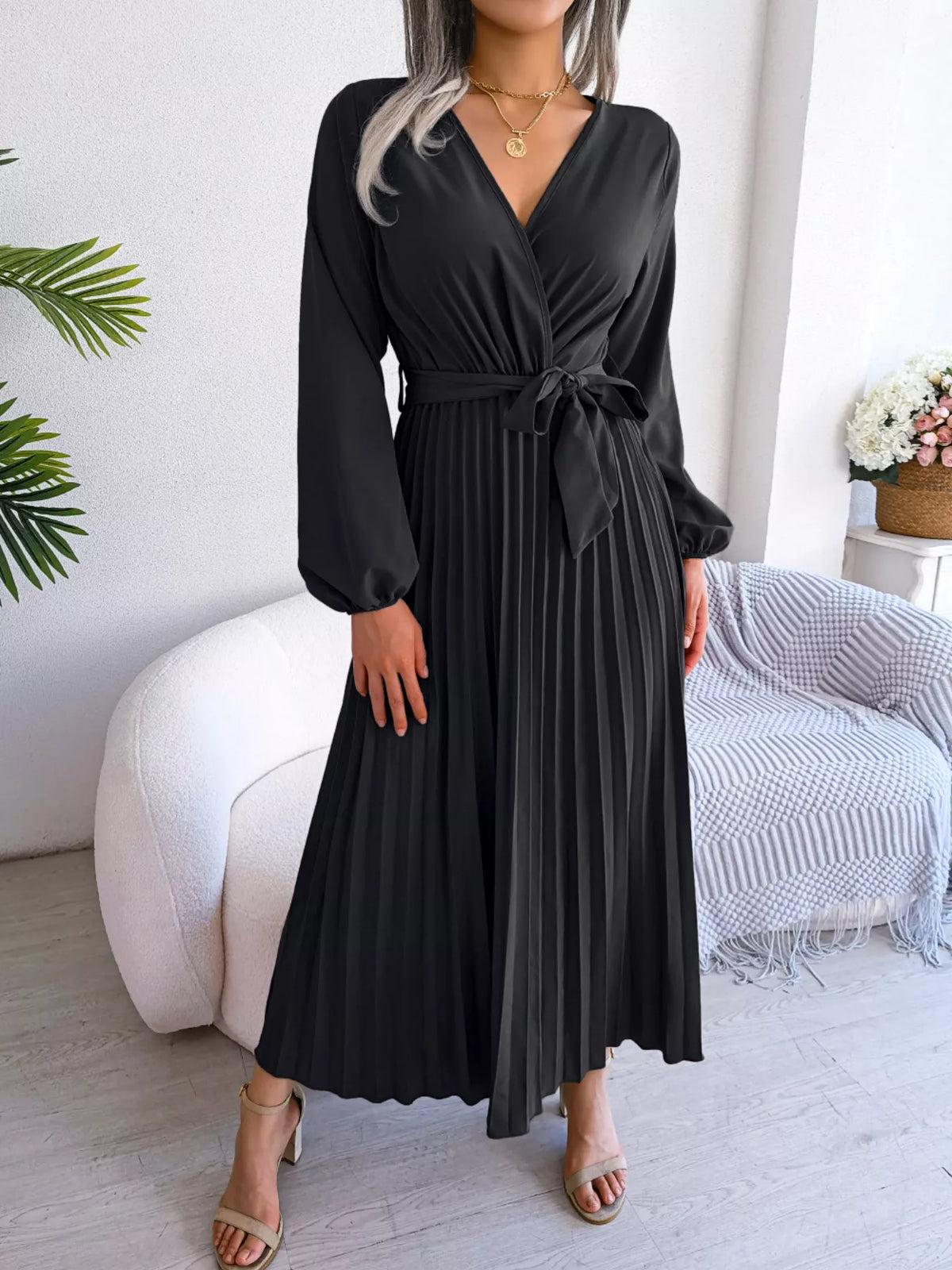 Elegant Pleated Front Tie Long Sleeve Dress