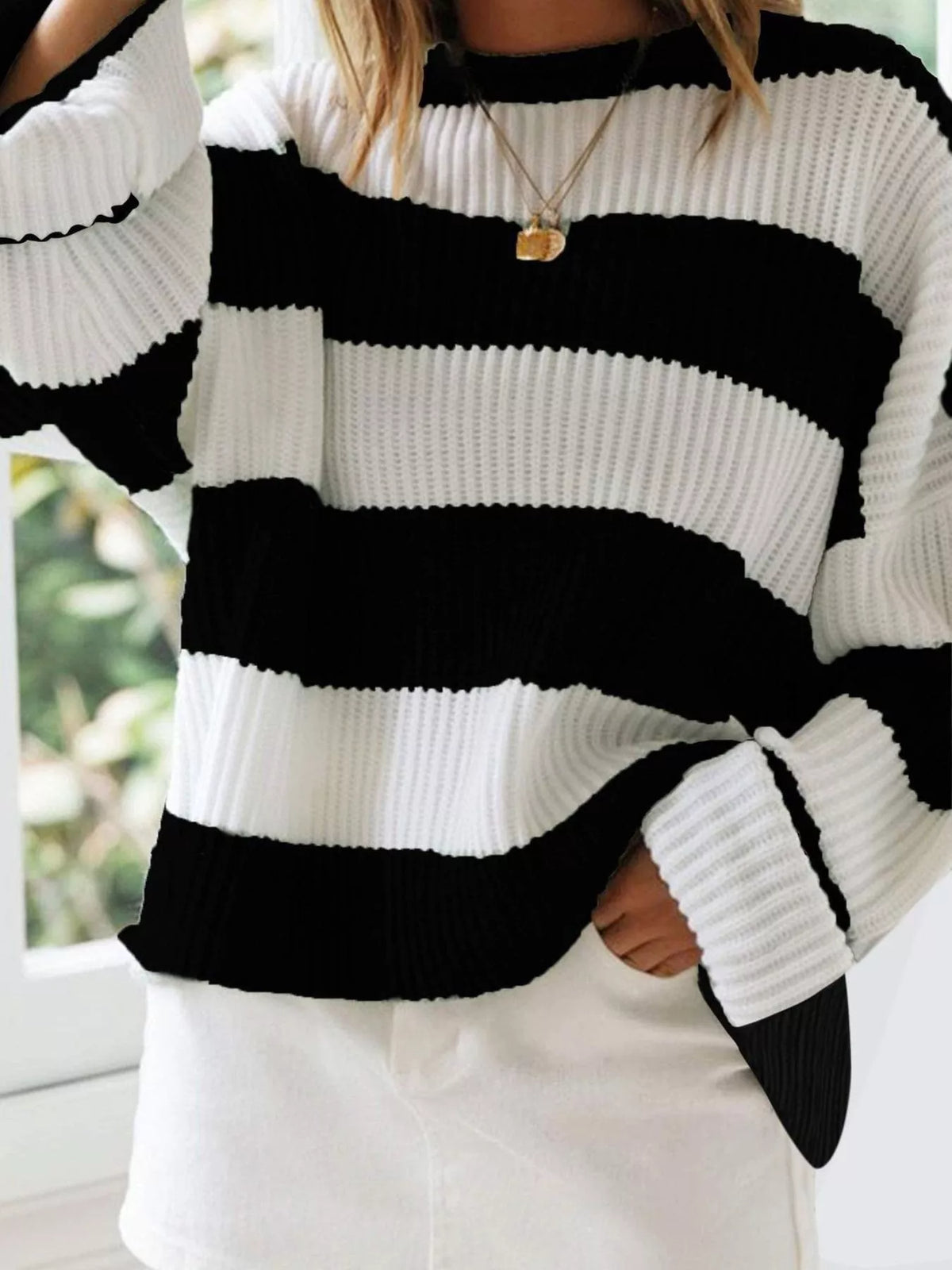 Contrast Striped Round Neck Sweater