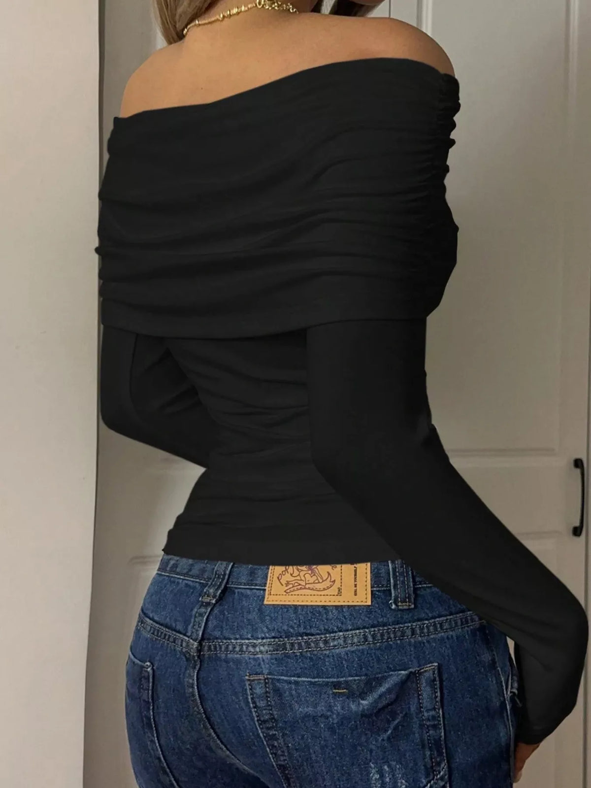 Off-Shoulder Ruched Long Sleeve T-Shirt
