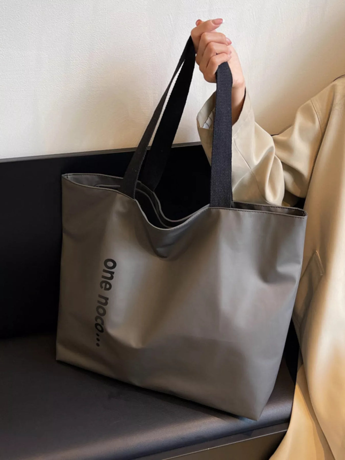 Large Capacity Shoulder Bag