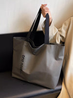 Large Capacity Shoulder Bag