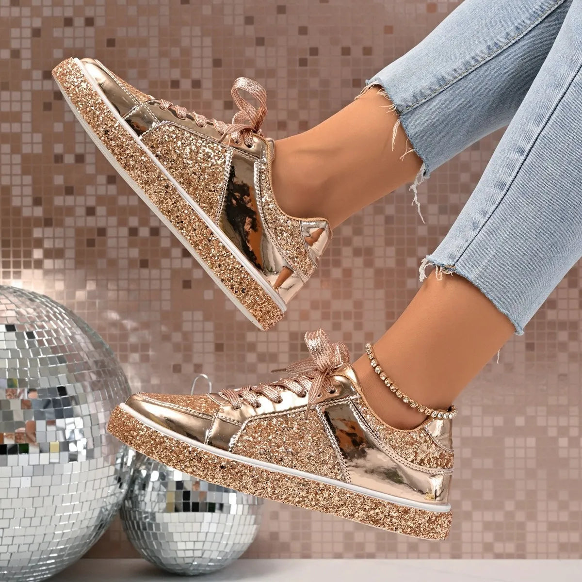 Round Toe Lace Up Sneakers