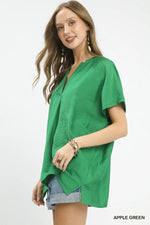 Umgee Flowy V-Neck Short Sleeve Blouse