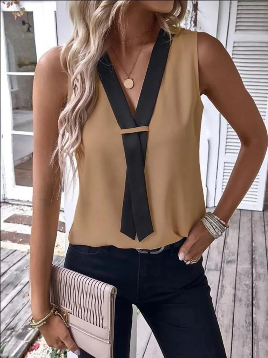 Full SizeV-Neck Contrast Tank Plus Size