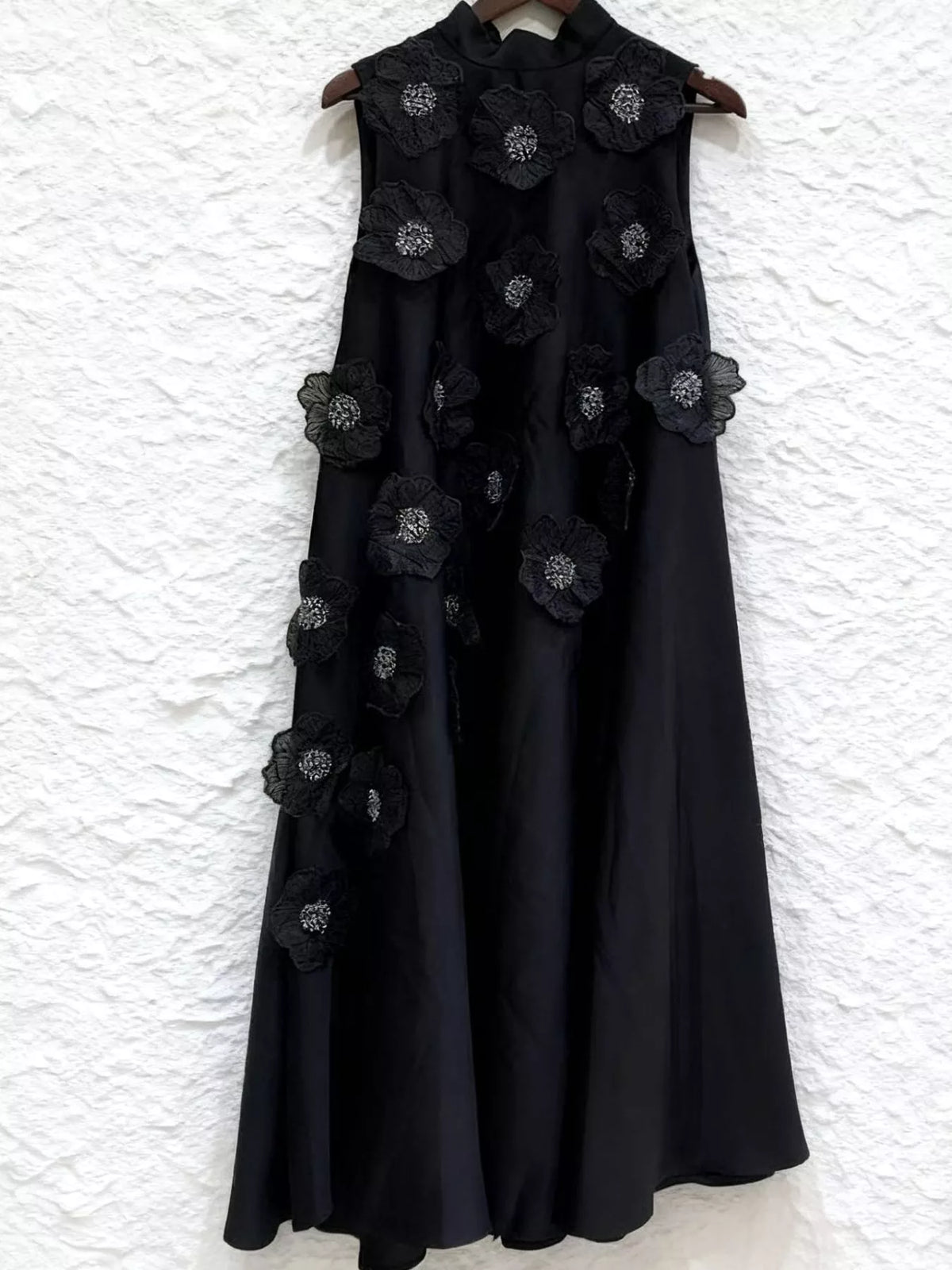 Floral Embellished Sleeveless Maxi Dress