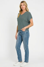 Zenana Textured Knit V-Neck Cropped Sweater