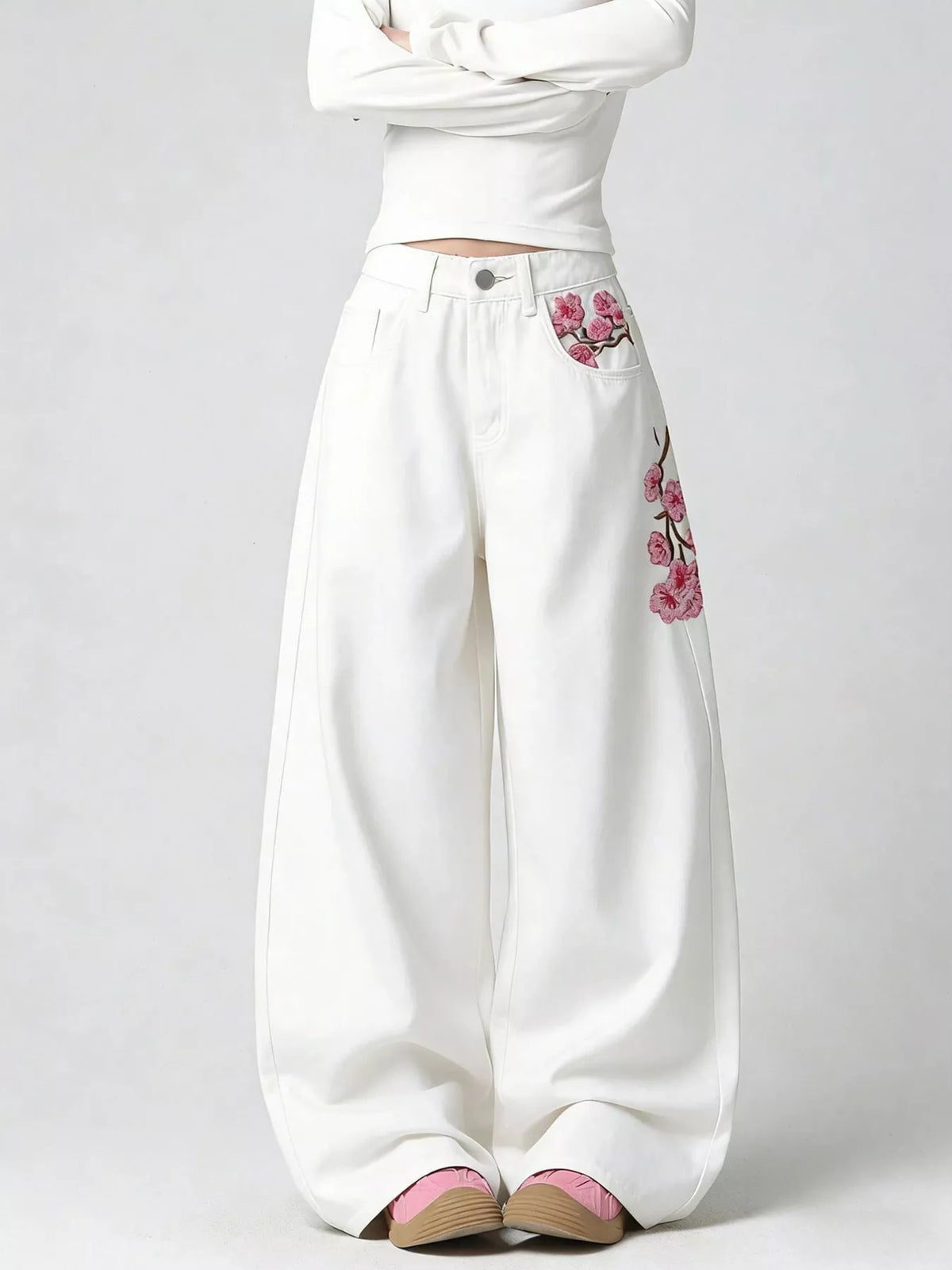 Embroidered Wide-Leg Jeans