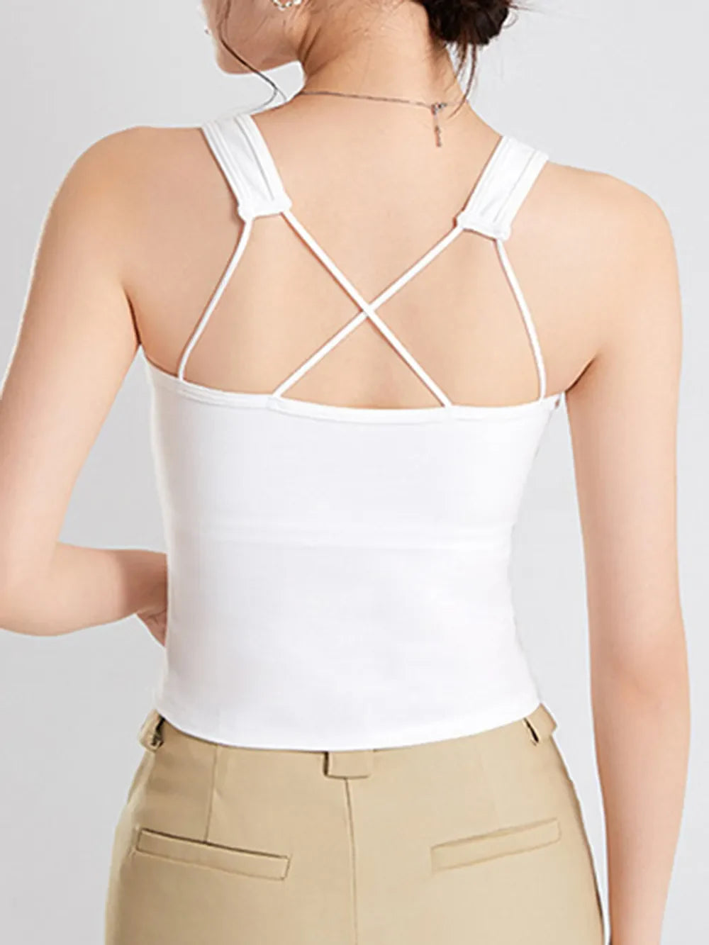 Crisscross Scoop Neck Wide Strap Cropped Tank with Chest Pads