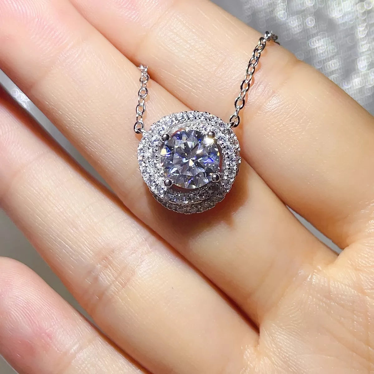 2 Carat 925 Sterling Silver Moissanite Pendant Necklace