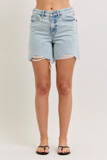 Judy Blue High-Waisted Rigid Magic Dad Short Wwith Cell Phone Back Pockets