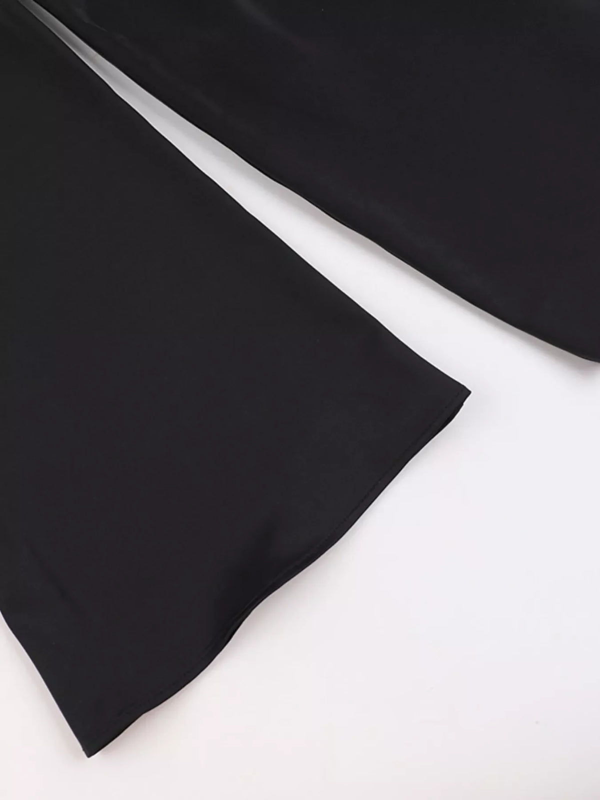 Elegant Mini Dress with Fare Sleeves