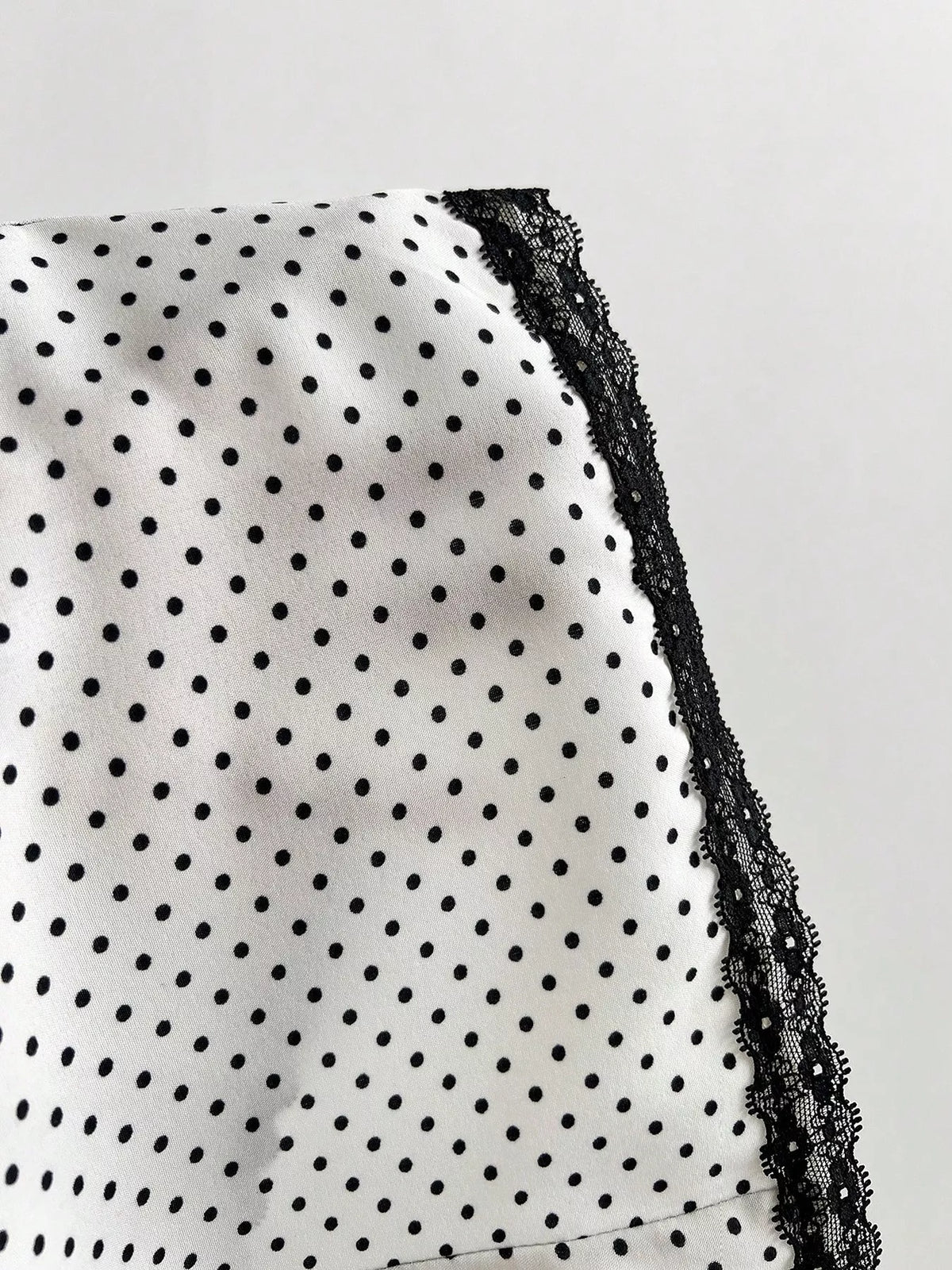 Polka Dot Lace Trim Puff Sleeve Top
