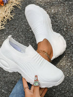 Round Toe Mesh Sneakers