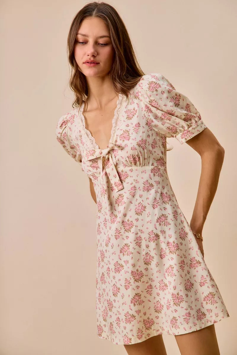 SO ME Floral Lace TrimedShort Sleeves Mini Dress
