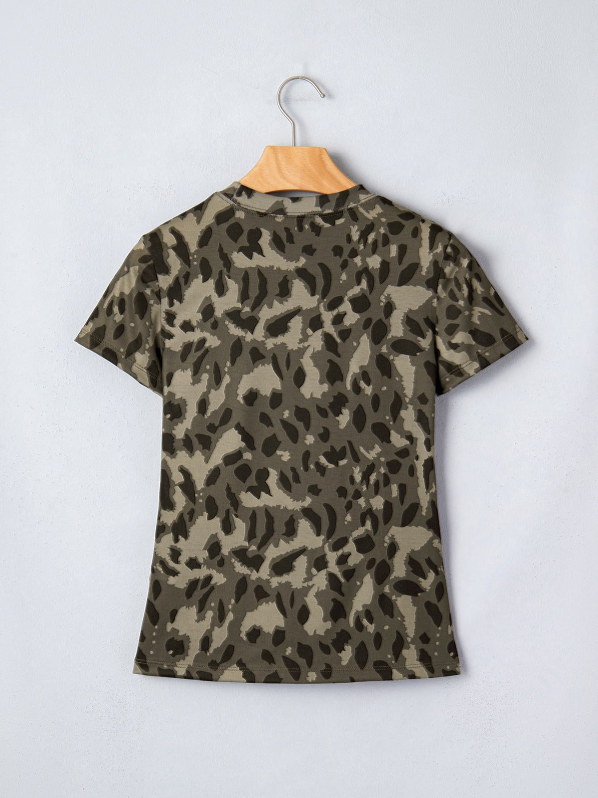 Leopard Print Mock Neck Slim Tee
