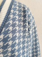 Houndstooth Pattern V-Neck Button-Up Cardigan