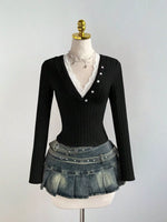 V-Neck Lace Trim Ribbed Knit T-Shirt