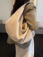 Large Capacity Casual Shoulder Bag