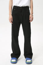 Mid Rise Jeans with Pockets