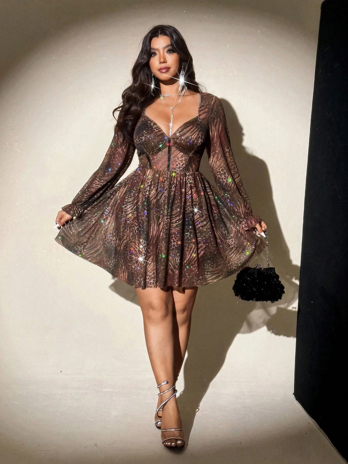 Plus-size women's V-neck leopard print long-sleeved party mini dress, featuring a shimmering sheer skirt that's perfect for part