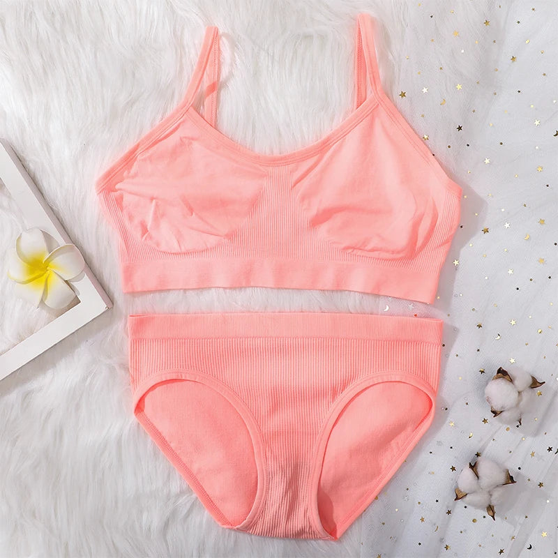Women Seamless Bra And Panties Set Non-Wire Push-Up Bralette Female Low-Waist Thongs T-back Panties Sexy Lingerie Underwear Set