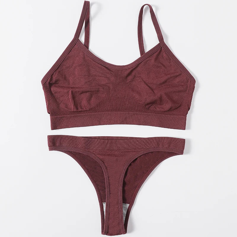 Women Seamless Bra And Panties Set Low Waist Thongs Female Comfort Non-wire Brassiere Sports Ribbed Underwear Set Sexy Lingerie