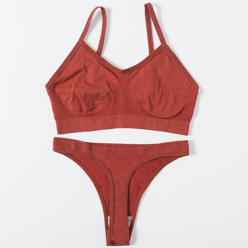 Women Seamless Bra And Panties Set Low Waist Thongs Female Comfort Non-wire Brassiere Sports Ribbed Underwear Set Sexy Lingerie