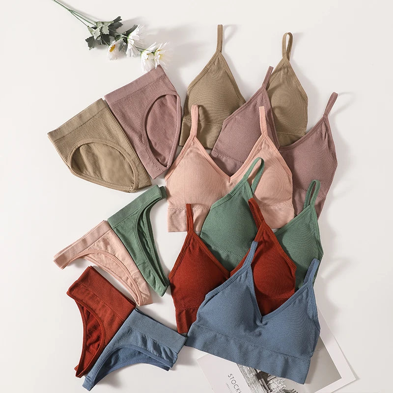 4pcs/set Women Underwear Set Active Wear Bra Top Female U Back Sports Bra And Panties Set G-String Thongs Sexy Lingerie