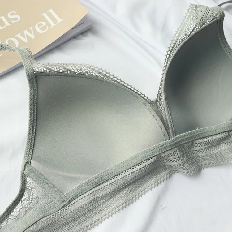 New Women 4 Colour Underwear French Wire-Free Ultra-thin Bralette Sexy Lace Triangle Cup Push Up Bra Set Cotton Bra and Panties