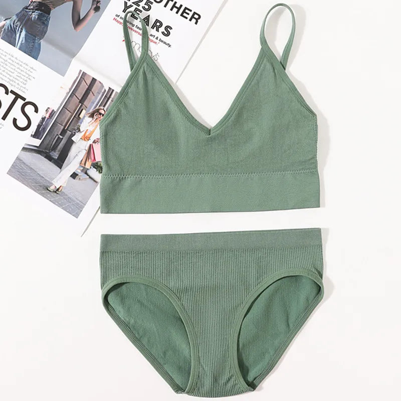Women Seamless Bra And Panties Set U Back Bra Crop Top Sexy Lingerie Set No Pads Brassiere Low Rise Briefs Ladies Underwear Set