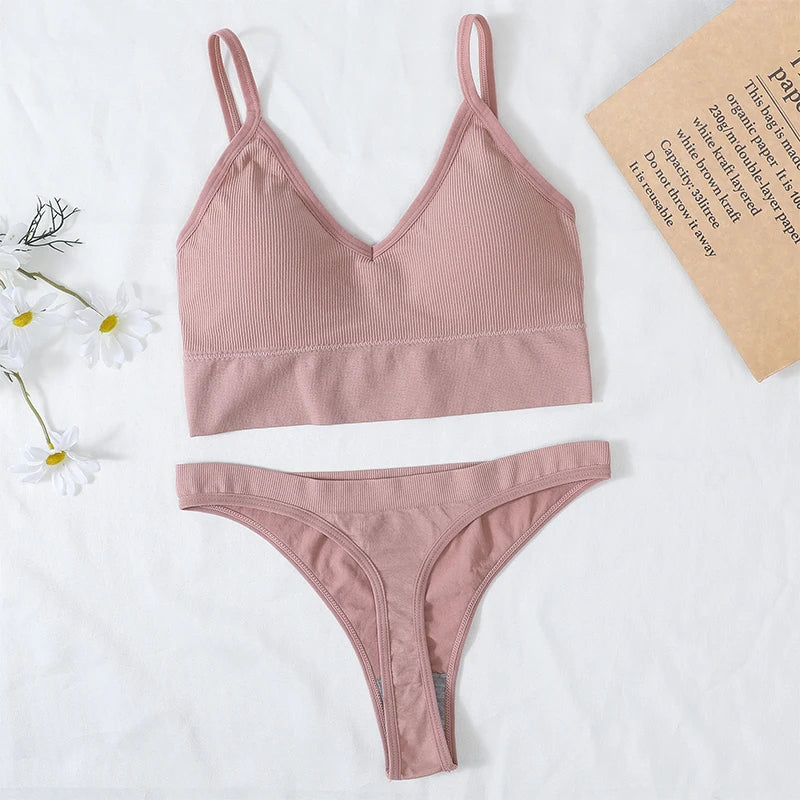Women Bra And Panties Set U Back Bra Seamless Underwear Sport Cropped Top Low Waist Thongs Sexy Lingerie Set Fitness Crop Top