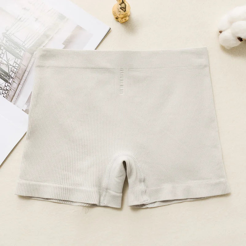 1PC Seamless Panties Women BoyShorts Push-Up Hip Design Cotton Gusset Women's Safety Short Pants Lingerie Solid Color Underwear