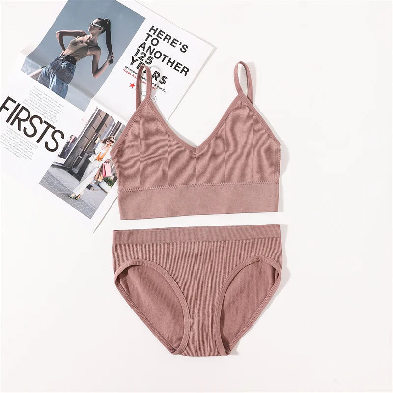 Women Seamless Bra And Panties Set U Back Bra Crop Top Sexy Lingerie Set No Pads Brassiere Low Rise Briefs Ladies Underwear Set