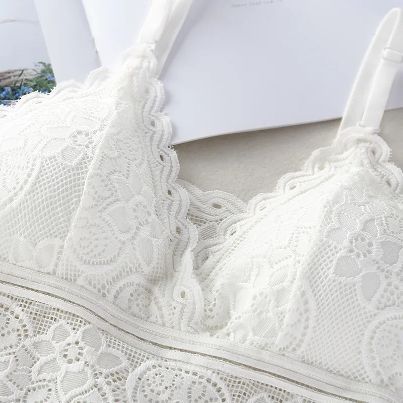 Women Full Floral Lace V-Neck Bralette One Size Scalloped Lace Wireless Camisole Bra Detachable Adjustable Thin Straps Lingerie