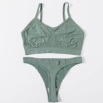 Women Seamless Bra And Panties Set Low Waist Thongs Female Comfort Non-wire Brassiere Sports Ribbed Underwear Set Sexy Lingerie