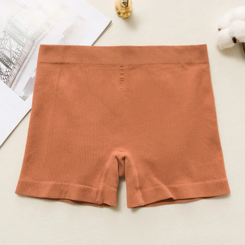 1PC Seamless Panties Women BoyShorts Push-Up Hip Design Cotton Gusset Women's Safety Short Pants Lingerie Solid Color Underwear