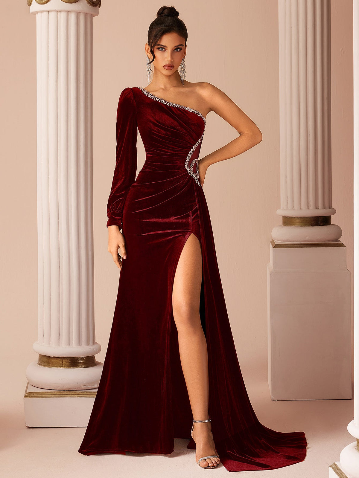 Light Luxury Lady off Shoulder Rhinestone Velvet Evening Dress Solid Color Waist Tight Fishtail Split Trailing Annual Meeting Dinner Dress