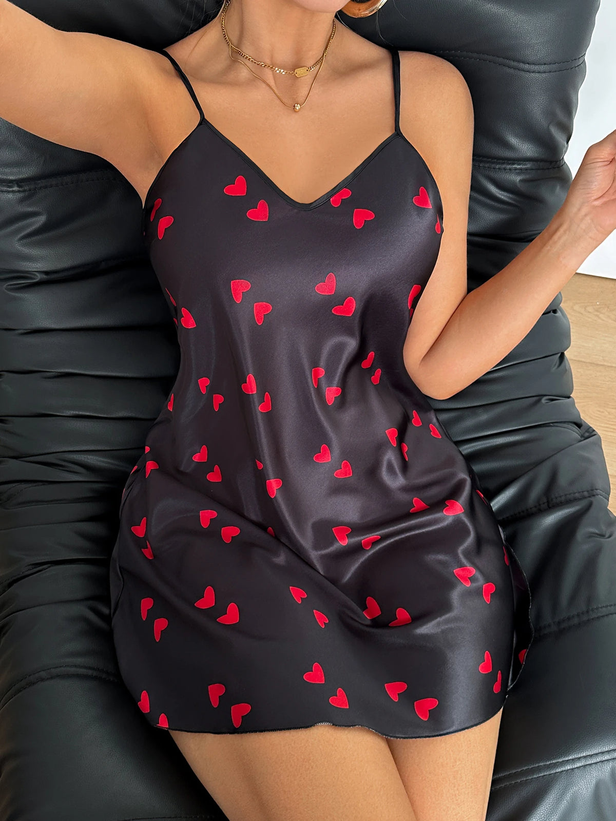 Elegant Women's V Neck Heart Print Slip Nightdress Sexy Lightweight Comfortable Sleepwear Women for Daily Relaxation