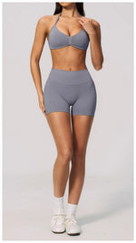 Seamless Yoga Suit Women Exposed Back Pleate Sports Bra High Waist Shorts Fitness Sets Outdoor Running Athletic Wear Tracksuit