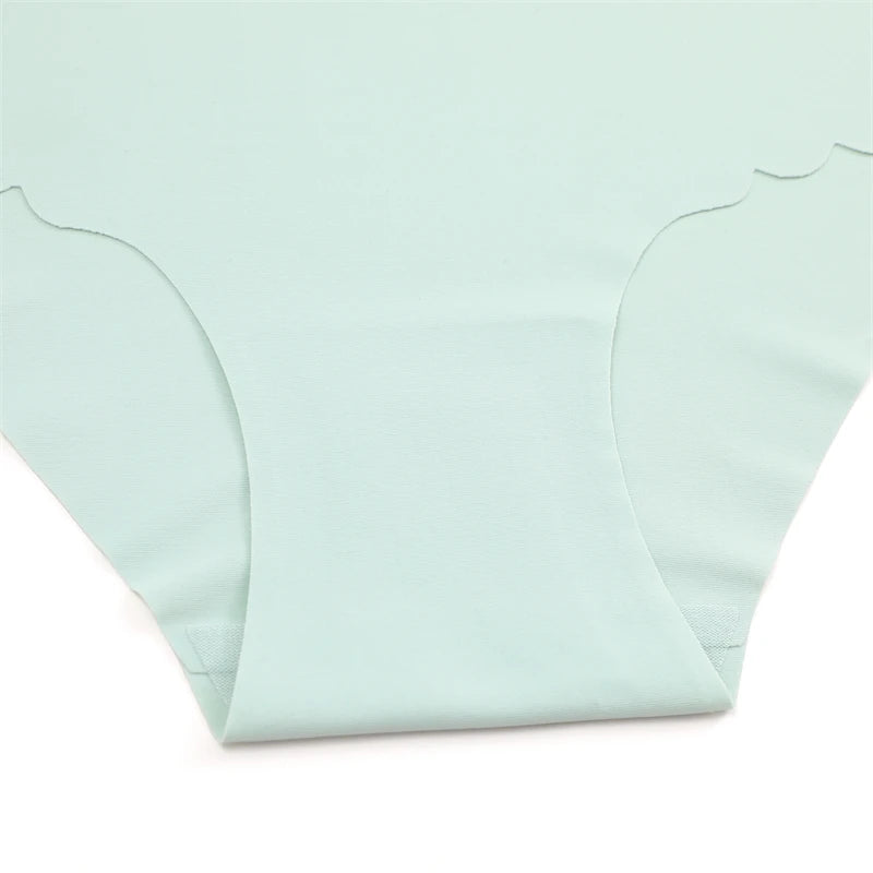 Seamless Women Briefs S-XXL Wave Edge V-shaped Underwear Panties Ice Silk Underwear For Women Low Waist Briefs One Piece Panty