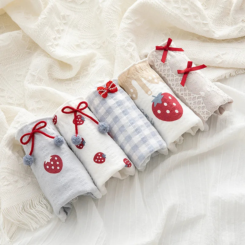 1 Pack Strawberry Print Mid-Rise Cotton Panties 5 Cute Patterns Briefs (M-L-XL) Japanese Style Kawaii Strawberry & Bow Lingerie