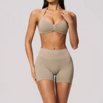 Seamless Yoga Suit Women Exposed Back Pleate Sports Bra High Waist Shorts Fitness Sets Outdoor Running Athletic Wear Tracksuit