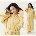 Fall Winter Unisex Couple Maxi Long Bathrobe Thick Soft Coral Velvet Beauty Flannel Warm Morning Robe for Men Women Loungewear